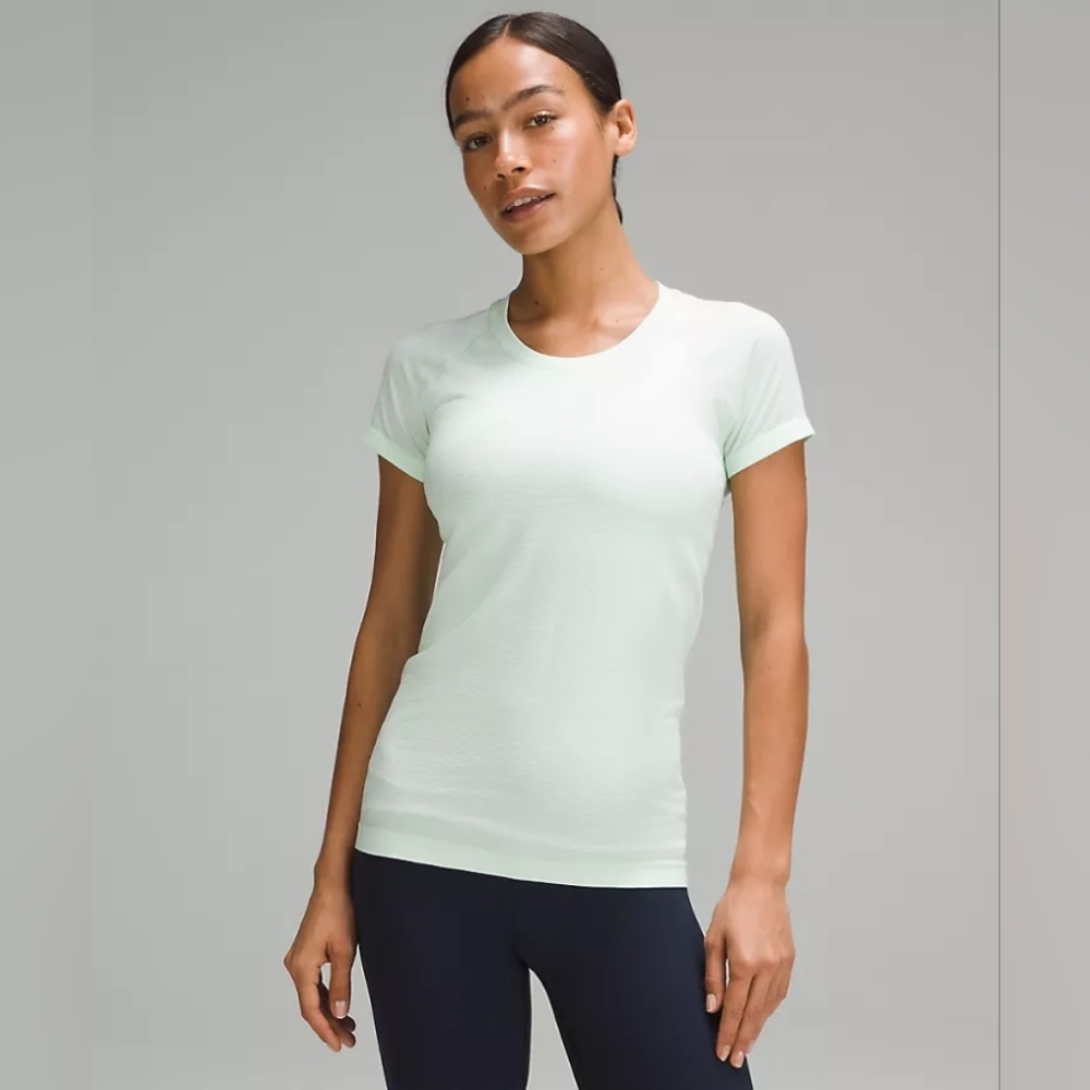 Swiftly Tech Short-Sleeve Shirt 2.0